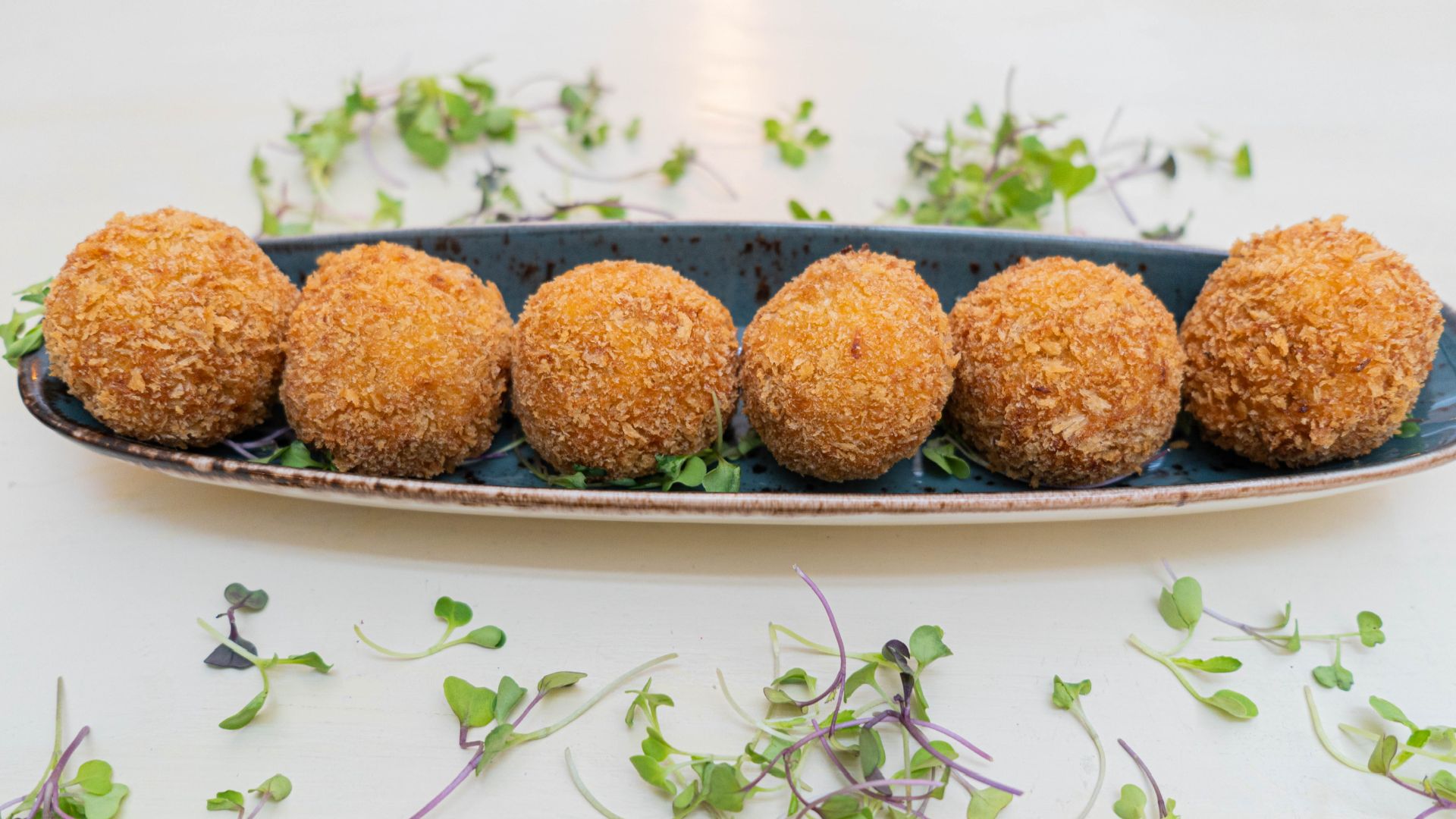 Croquetas de ají de gallina